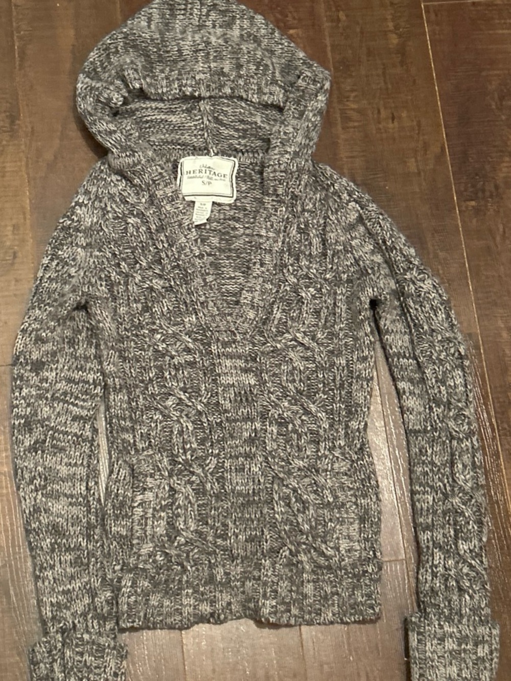 Heritage Hooded Cable Knit Sweater - Gray